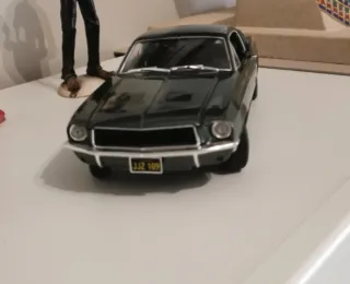 Ford Mustang Bullitt 1968 unidad 0051