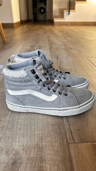 Botas de Nieve Vans Grises