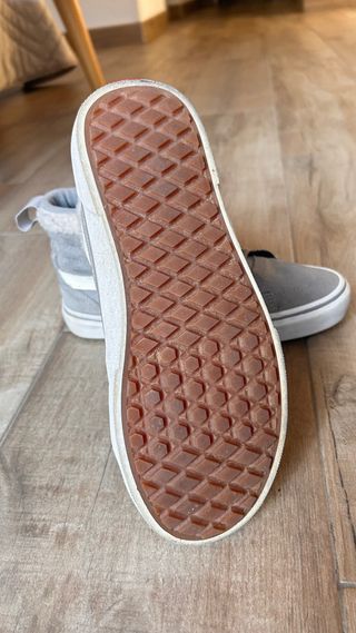 Botas de Nieve Vans Grises