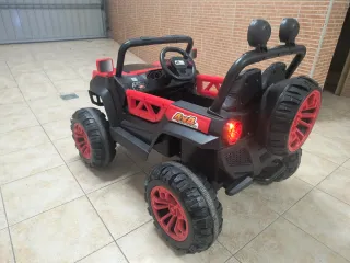 Coche eléctrico infantil 4x4
