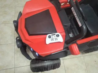 Coche eléctrico infantil 4x4