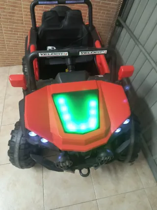 Coche eléctrico infantil 4x4