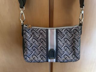 Bolso Furla Bandolera Gris y Verde Oliva