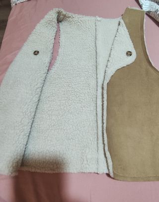 Chaleco borreguito marrón y blanco