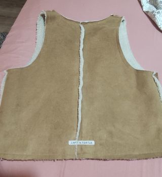 Chaleco borreguito marrón y blanco