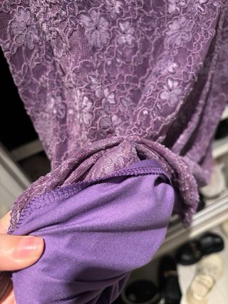 Vestido invierno de encaje púrpura