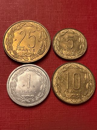 Set di 4 monete antiche del Camerun