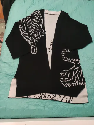 Kimono Negro Estampado Animal