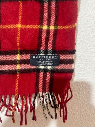 Bufanda Burberry Tartán Roja
