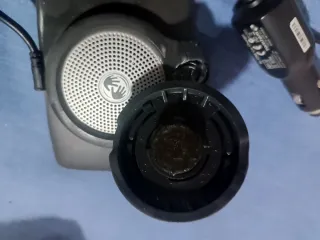 GPS TomTom con cargador de coche