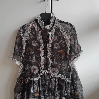 Vestido Guts & Love flores volantes