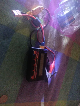 Cargador GT Power 300W Balance