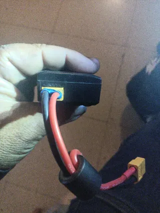 Cargador GT Power 300W Balance