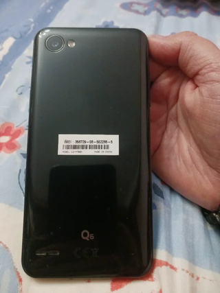 Teléfono LG Q6