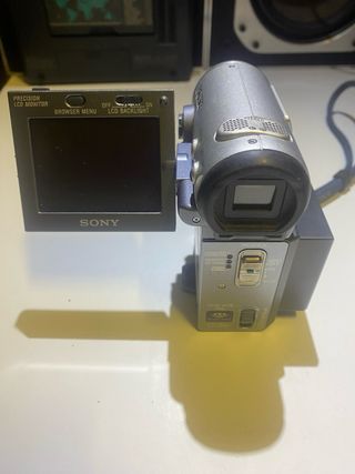 Videocámara Sony DCR-IP7E Plata
