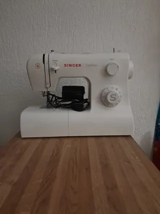 Máquina de coser Singer Tradition