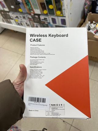 funda de tablet con teclado inalámbrico