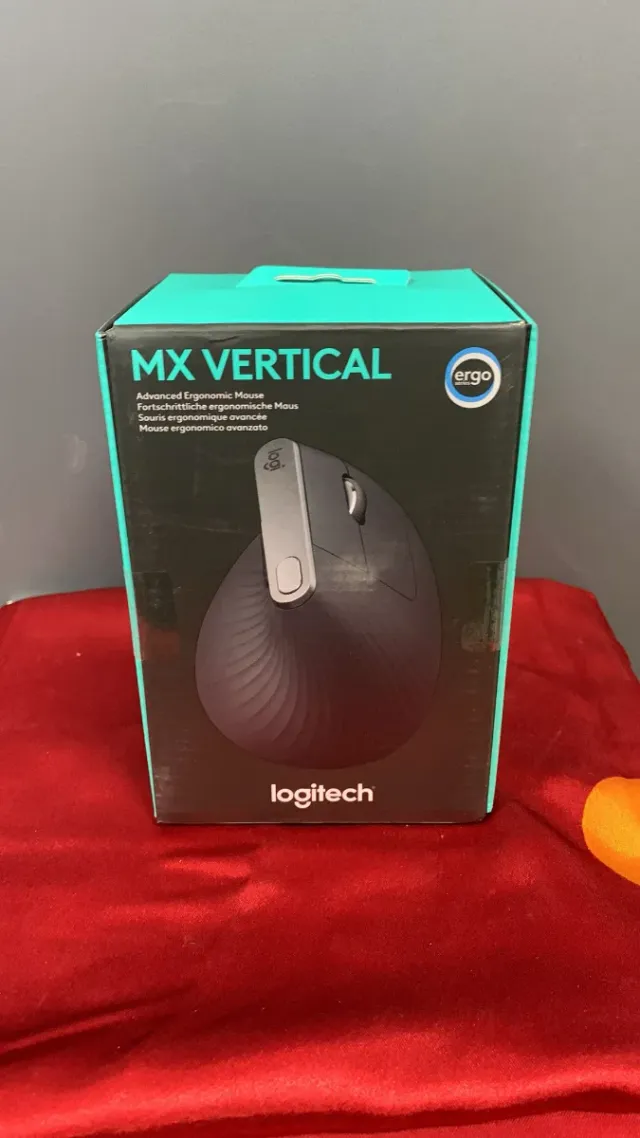 Logitech MX Vertical Ratón Ergonómico Inalámbrico