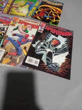 Lote comics Spiderman John Romita