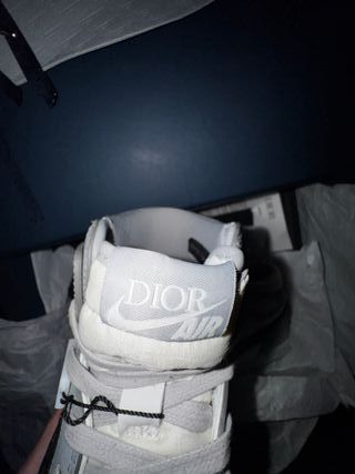 Jordan 1 x Dior High Top Sneakers