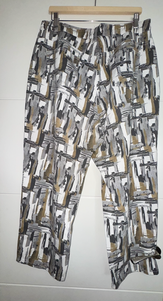 Pantalón vaquero estampado