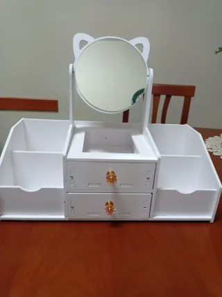 Portagioie con specchio e cassetti