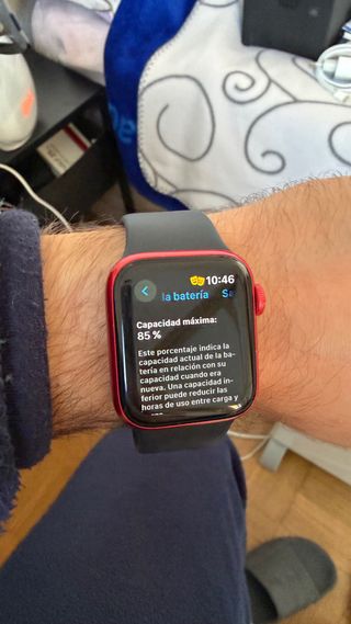 Apple Watch Series 6 (PRODUCT)RED