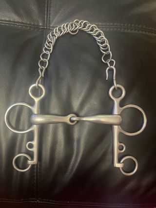 Bocado Pelham Partido Grueso Cadenilla 12.5cm