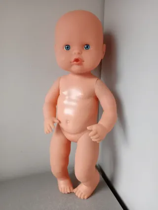 Bebé Nenuco con accesorios