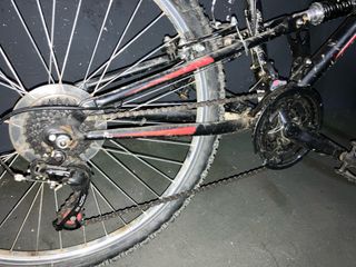 Bicicleta Mountain 45FS Negra y Roja