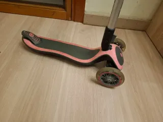 Patinete 3 Ruedas Rosa con luces