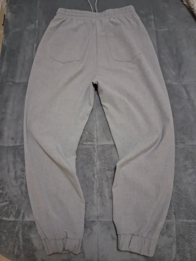 Pantalón Jogger Stradivarius Gris Talla M