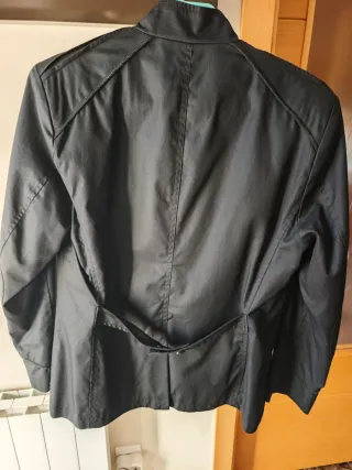 Parka Negra de Hombre - Fórmula Joven