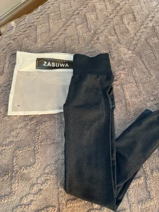 Mallas Zasuwa Grises