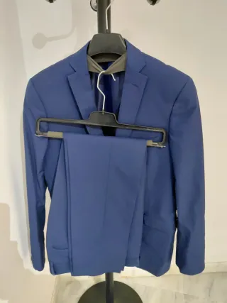 Traje azul