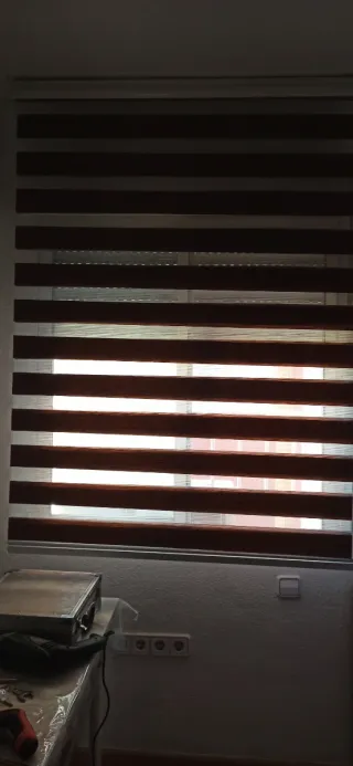 Tende giorno e notte marrone e bianco