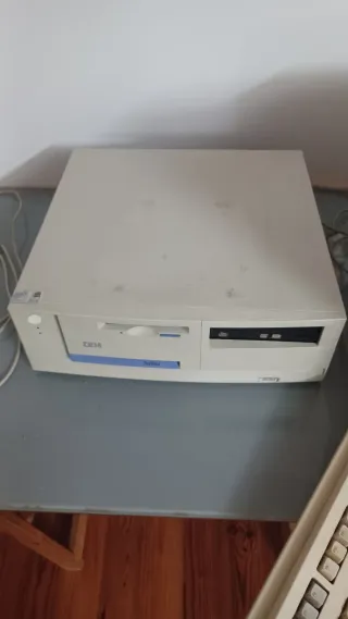 PC IBM Netvista 6269-BBG Beige