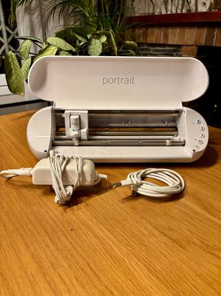 Silhouette Portrait 3 Máquina de Corte