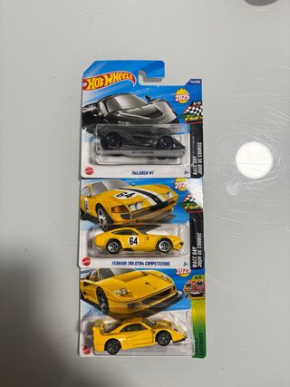Lote 3 Hot Wheels McLaren y Ferrari