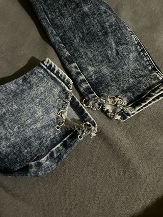 Pantalón vaquero azul de Stradivarius