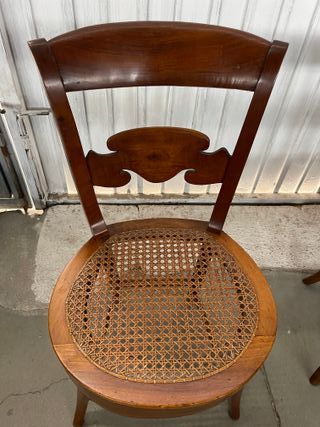 Juego de 4 sillas antiguas de madera y ratán