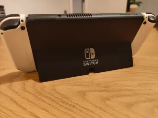 Nintendo Switch OLED + Accessori