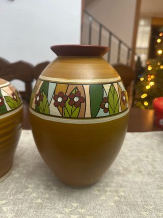 Conjunto de 2 Vasijas de Cerámica