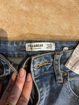 Pantalones vaqueros rotos