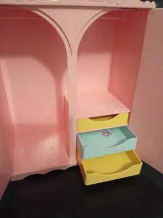 Armario Barriguitas antiguo