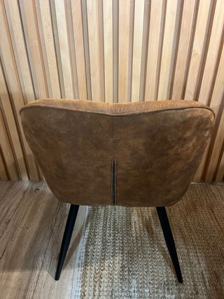 Conjunto mesa redonda y 4 sillas vintage