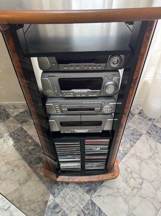 Equipo de Sonido Technics 5 altavoces + mueble