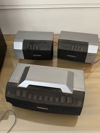 Equipo de Sonido Technics 5 altavoces + mueble