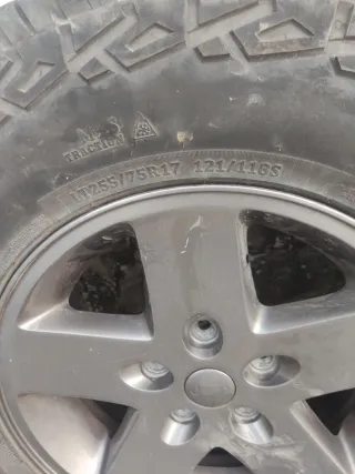 NEUMÁTICOS COMFORSER CF1100 A/T 255/75 R17