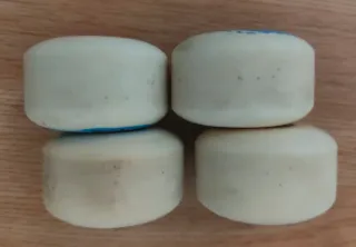 Ruedas Skate BONES SPF 54mm 84b + Rodamientos Red